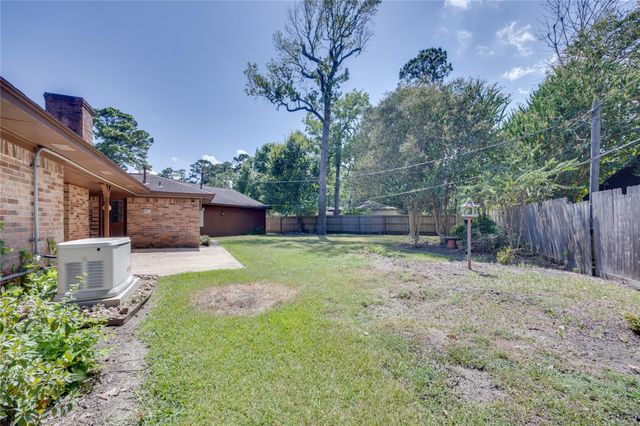 5821 Russell Lane Lane, Baytown, TX 77521