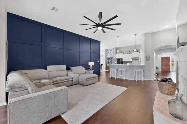 210 Anns Way, Forney, TX 75126