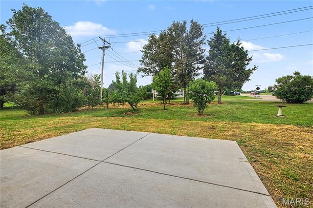 102 Rockaway Drive, O'fallon, MO 63368