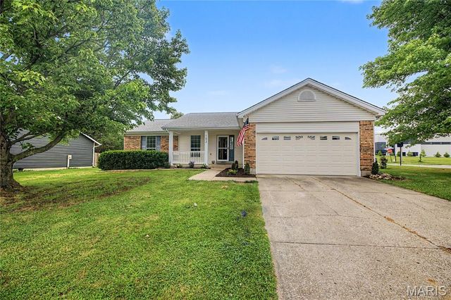 102 Rockaway Drive, O'fallon, MO 63368