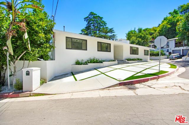 4166 Crisp Canyon Road, Sherman Oaks, CA 91403