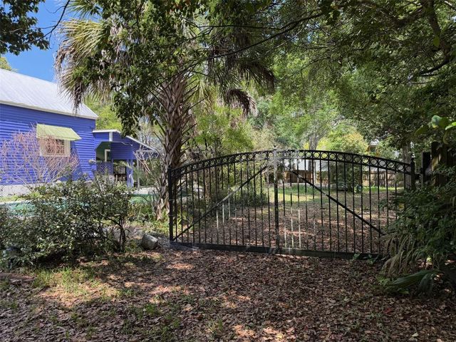 117 S BROOKSVILLE AVENUE, Brooksville, FL 34601