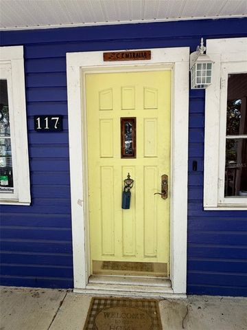 117 S BROOKSVILLE AVENUE, Brooksville, FL 34601