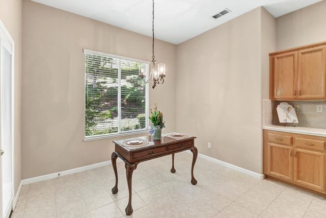 3783 Coldwater Dr, Rocklin, CA 95765