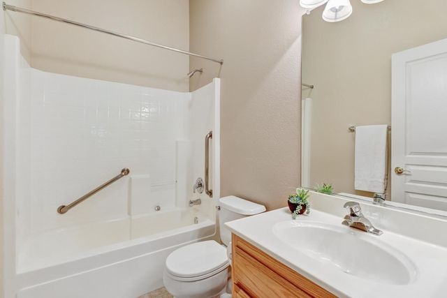 3783 Coldwater Dr, Rocklin, CA 95765