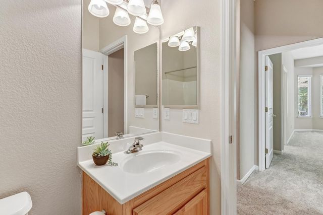 3783 Coldwater Dr, Rocklin, CA 95765