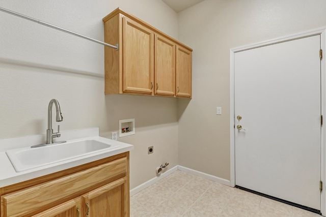 3783 Coldwater Dr, Rocklin, CA 95765