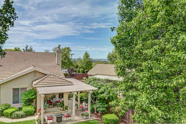 3783 Coldwater Dr, Rocklin, CA 95765