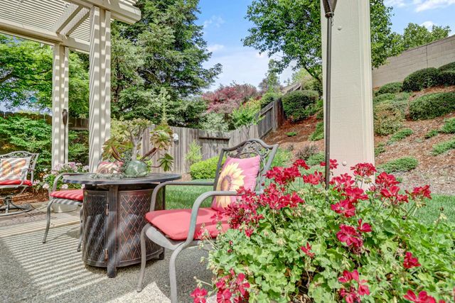 3783 Coldwater Dr, Rocklin, CA 95765