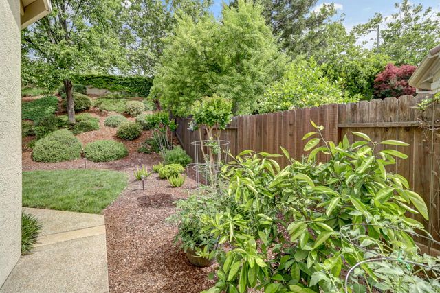 3783 Coldwater Dr, Rocklin, CA 95765