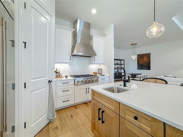 16306 ISOLA PL, Lakewood Ranch, FL 34211