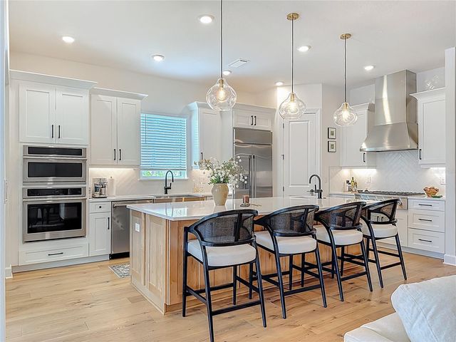 16306 ISOLA PL, Lakewood Ranch, FL 34211