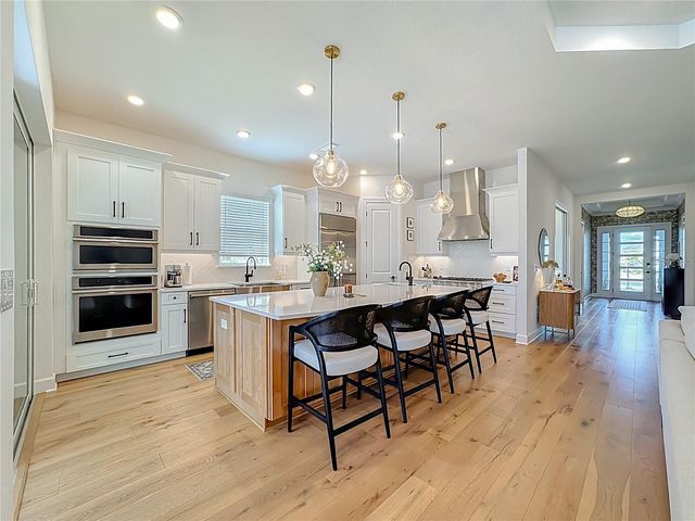 16306 ISOLA PL, Lakewood Ranch, FL 34211