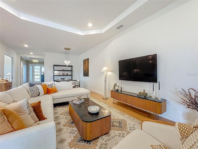 16306 ISOLA PL, Lakewood Ranch, FL 34211