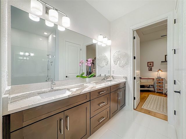 16306 ISOLA PL, Lakewood Ranch, FL 34211