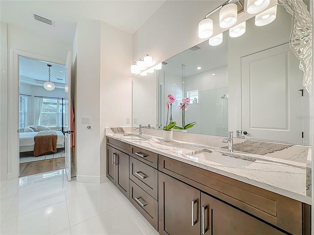 16306 ISOLA PL, Lakewood Ranch, FL 34211