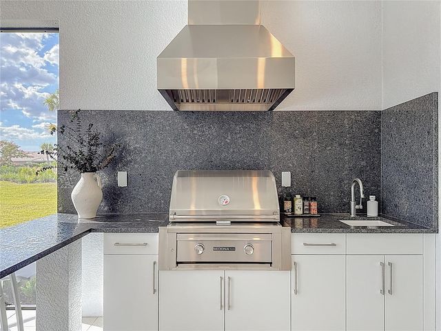 16306 ISOLA PL, Lakewood Ranch, FL 34211