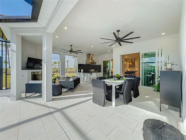 16306 ISOLA PL, Lakewood Ranch, FL 34211