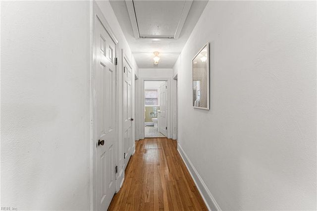 2079 Riverwalk LN, Hayes, VA 23072