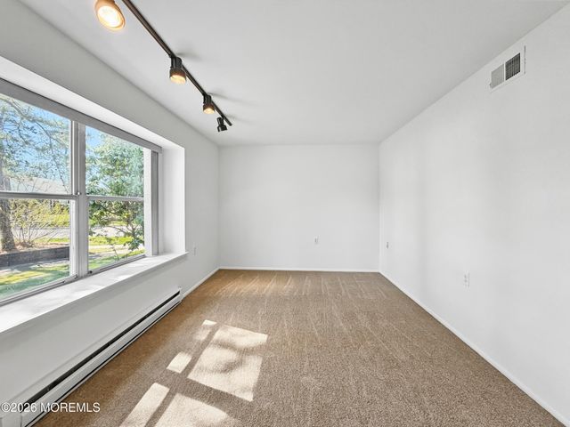 715A Wooton Court, Manchester, NJ 08759