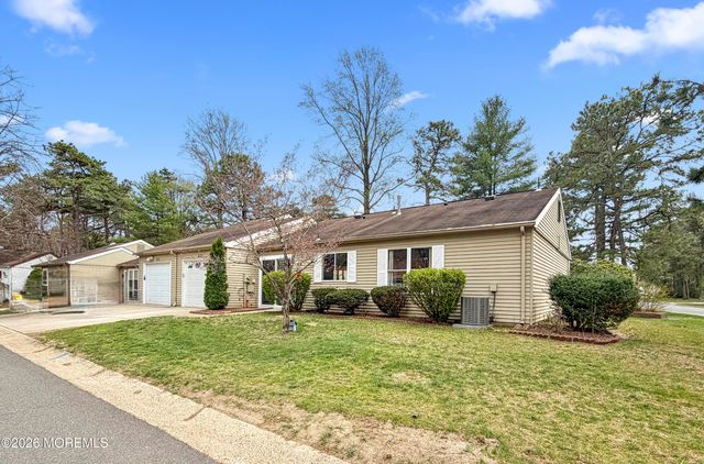 715A Wooton Court, Manchester, NJ 08759