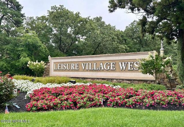 715A Wooton Court, Manchester, NJ 08759