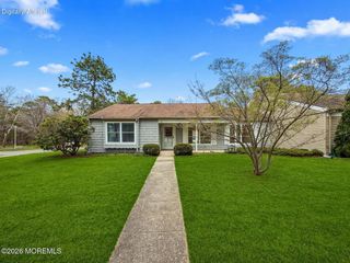 715A Wooton Court, Manchester, NJ 08759