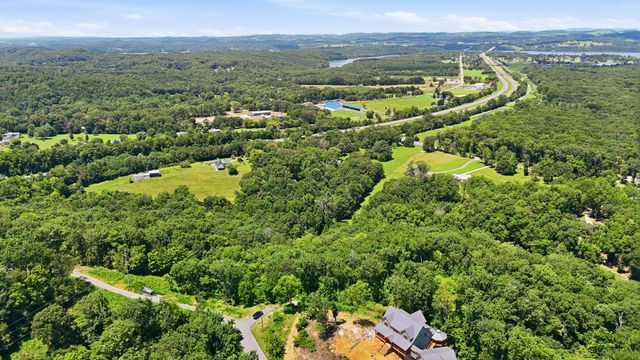 103 Ridgeline Trl, Dandridge, TN 37725