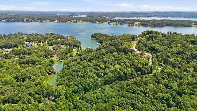 103 Ridgeline Trl, Dandridge, TN 37725