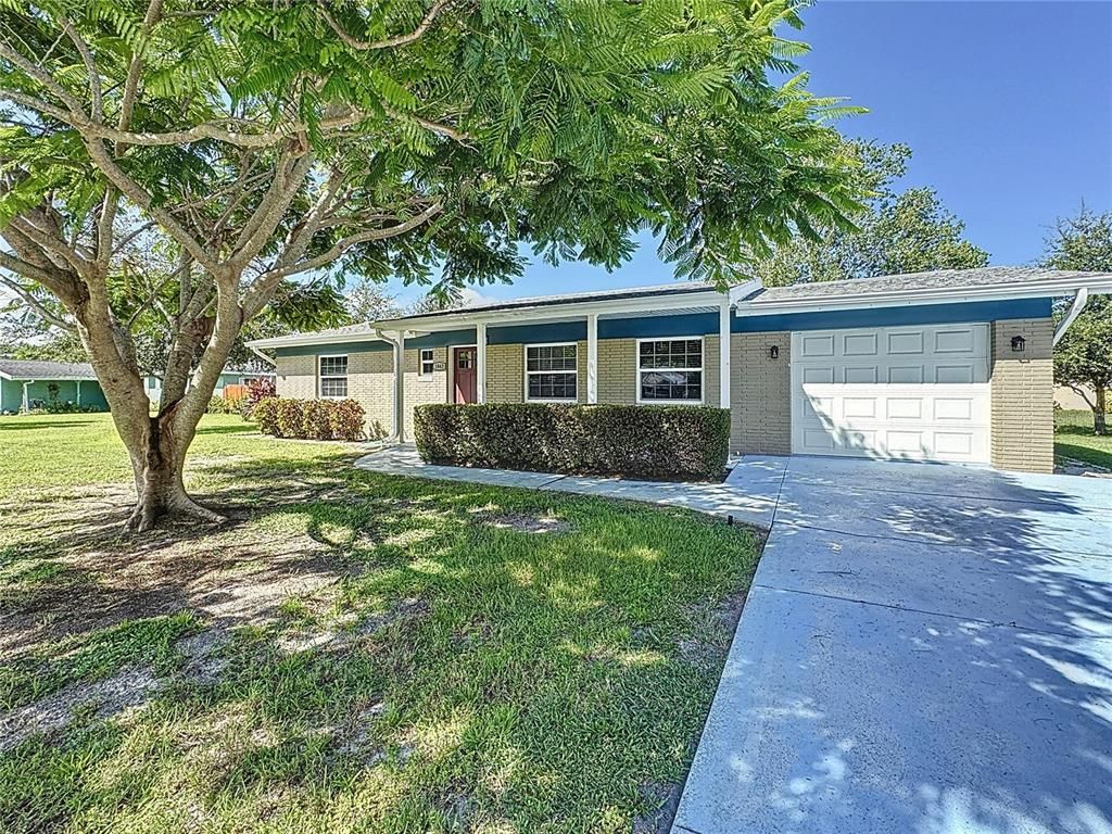 1843 SANDRA BOULEVARD, Sebring, FL 33870