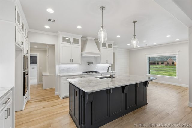 5503 E 175th Street S, Bixby, OK 74008