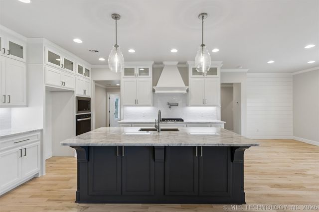 5503 E 175th Street S, Bixby, OK 74008