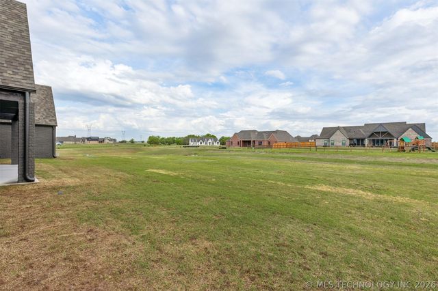 5503 E 175th Street S, Bixby, OK 74008