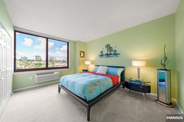 100 Old Palisade Road 1801, Fort Lee, NJ 07024
