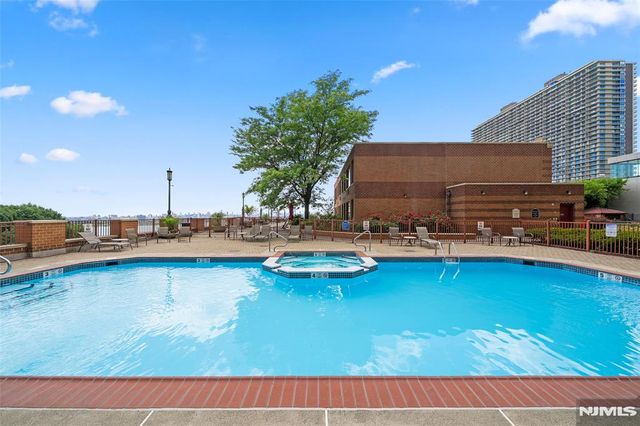 100 Old Palisade Road 1801, Fort Lee, NJ 07024