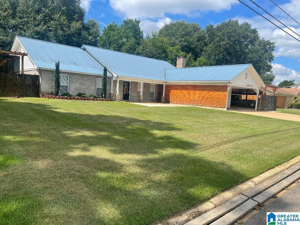 1211 MANORA ESTATES DRIVE, Tuscaloosa, AL 35405