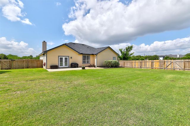 201 Christine LN, Liberty Hill, TX 78642