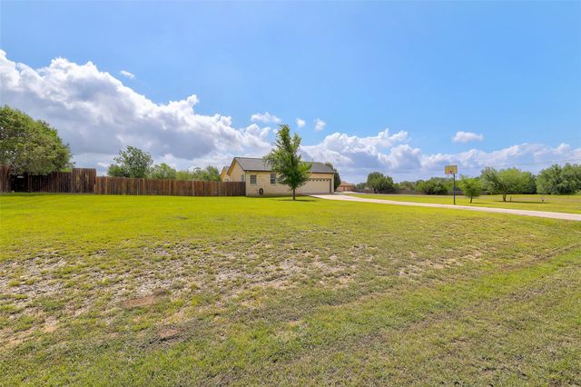 201 Christine LN, Liberty Hill, TX 78642