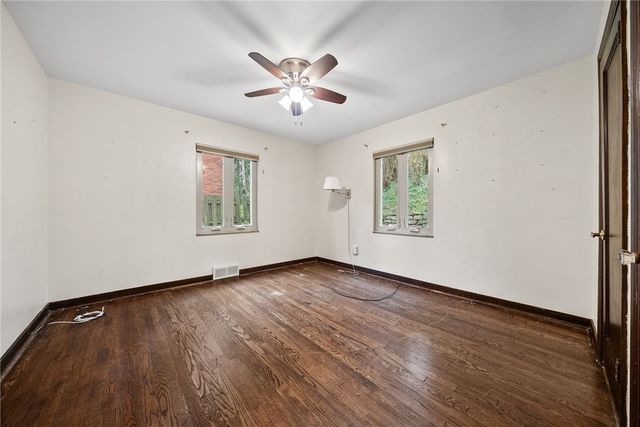 734 Shady Lane, Mt Lebanon, PA 15228