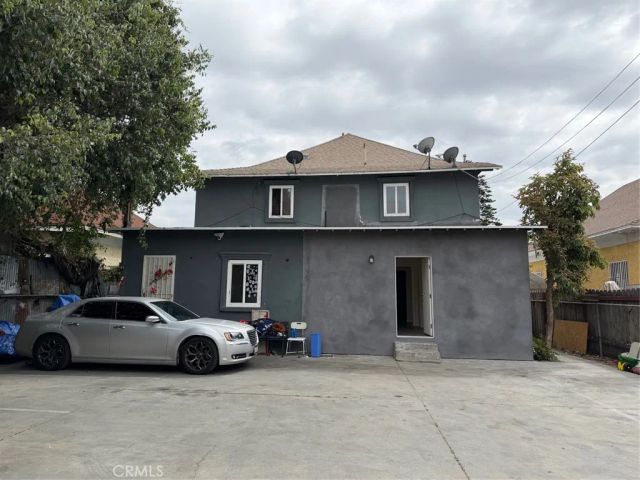 805 E 25TH ST, Los Angeles, CA 90011
