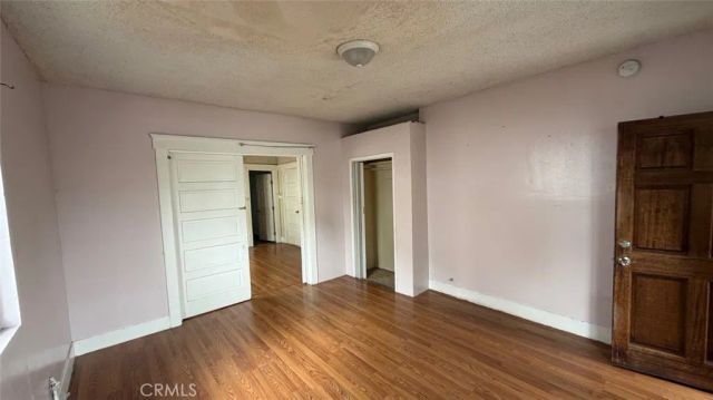 805 E 25TH ST, Los Angeles, CA 90011