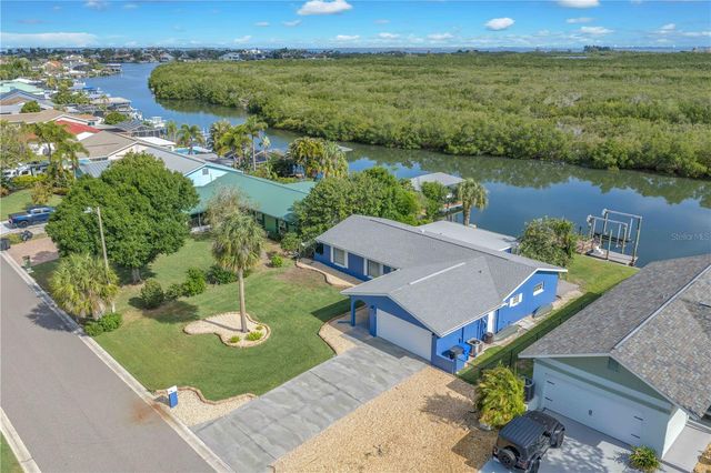 911 SILVER PALM WAY, Apollo Beach, FL 33572