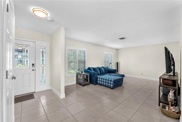 911 SILVER PALM WAY, Apollo Beach, FL 33572