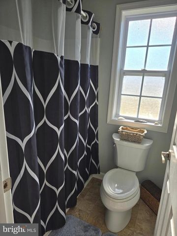 16535 SWEETWATER DR, Milton, DE 19968