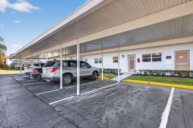 2950 SE Ocean Boulevard 12, Stuart, FL 34996