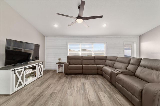 9155 SE 47TH CT ROAD, Ocala, FL 34480