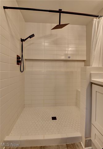 4585 Kemary Avenue SW, Navarre, OH 44662