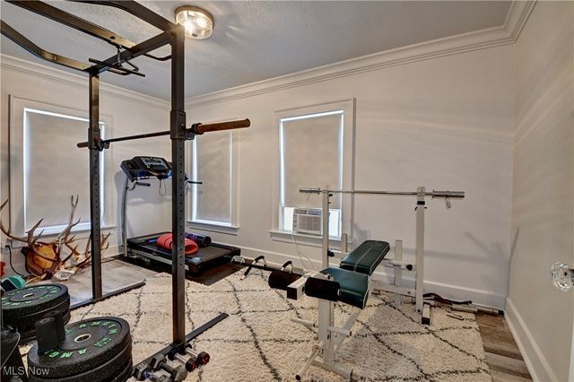 4585 Kemary Avenue SW, Navarre, OH 44662