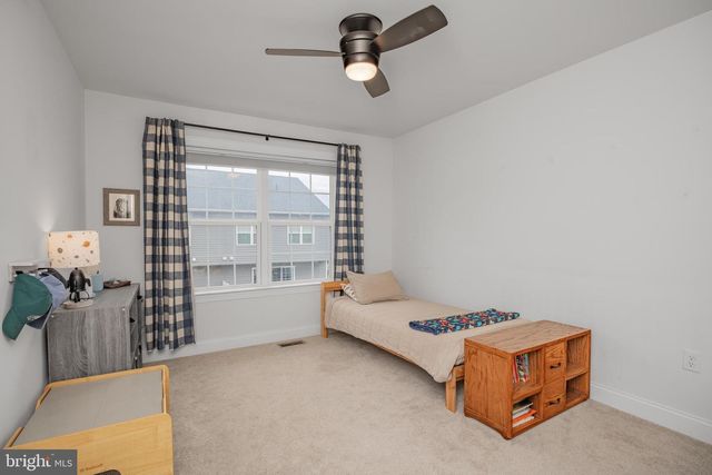 104 HARTZELS LN, Chalfont, PA 18914