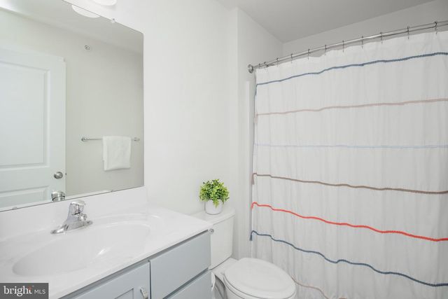 104 HARTZELS LN, Chalfont, PA 18914